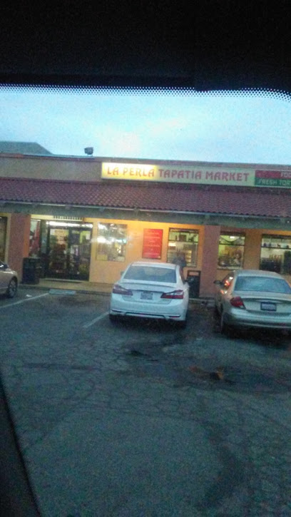 La Perla Tapatia, Modesto