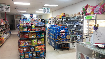 L A Central & American Grocery