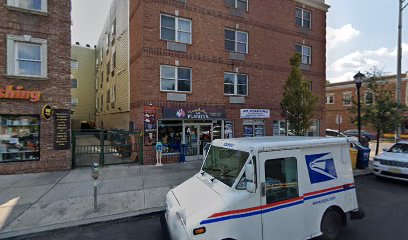 Latino Dollar & Discount Store, New Brunswick