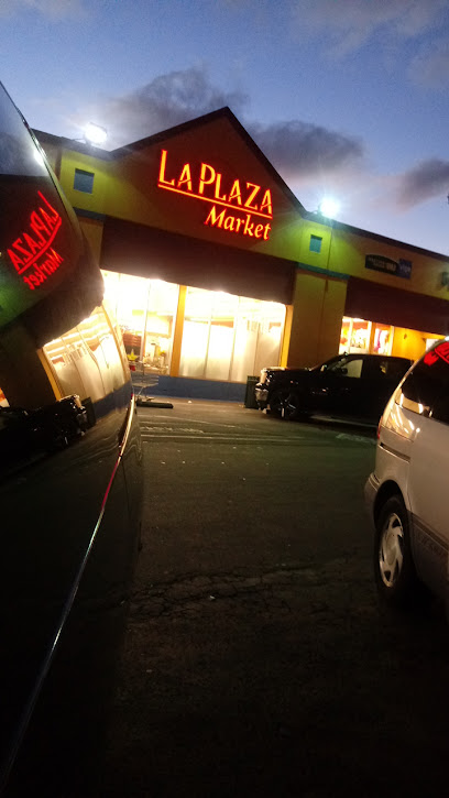La Plaza Market