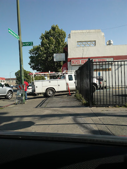 Super Mercado Mi Tierra, Oakland