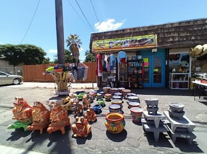 Serranos Artesanias Tienda Mexicana, Stockton