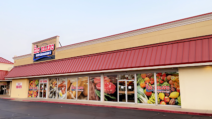 El Rio Bravo Supermarket - North Wichita #3