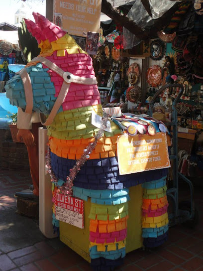 A La Mexicana Imports, Cali