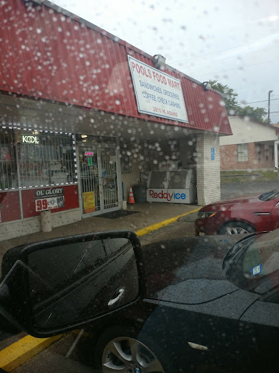 Pools Food Mart, Temple