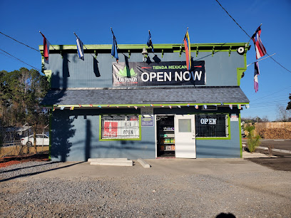 Los Pinos tienda hispana, Summerville