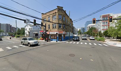 El Mercado Food Market